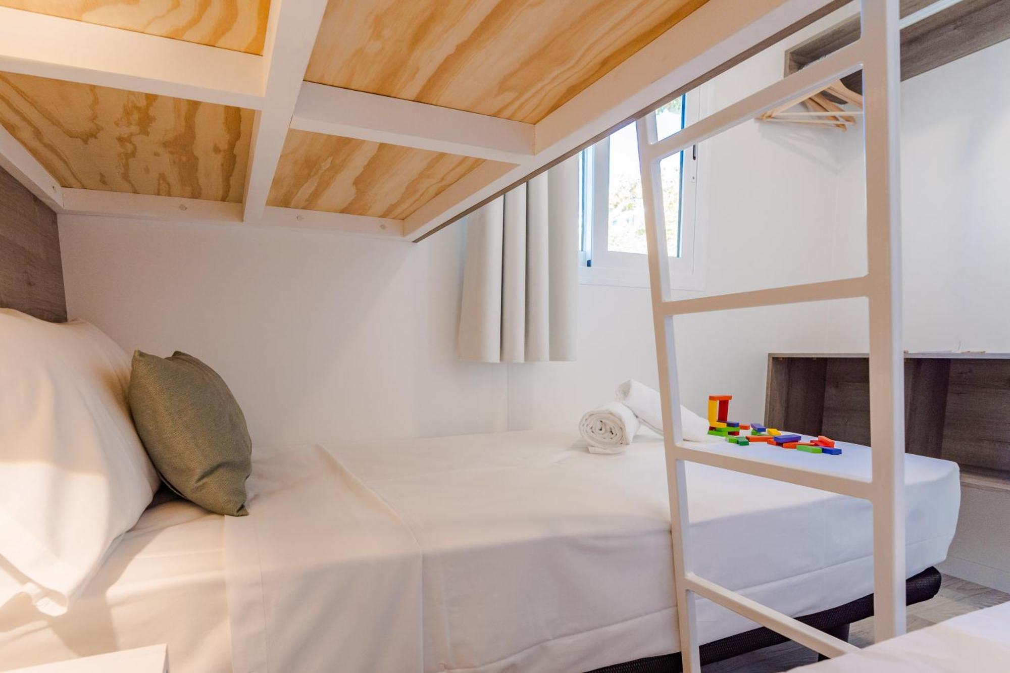 Costa Del Sol Glamping Village Fuengirola Exterior photo