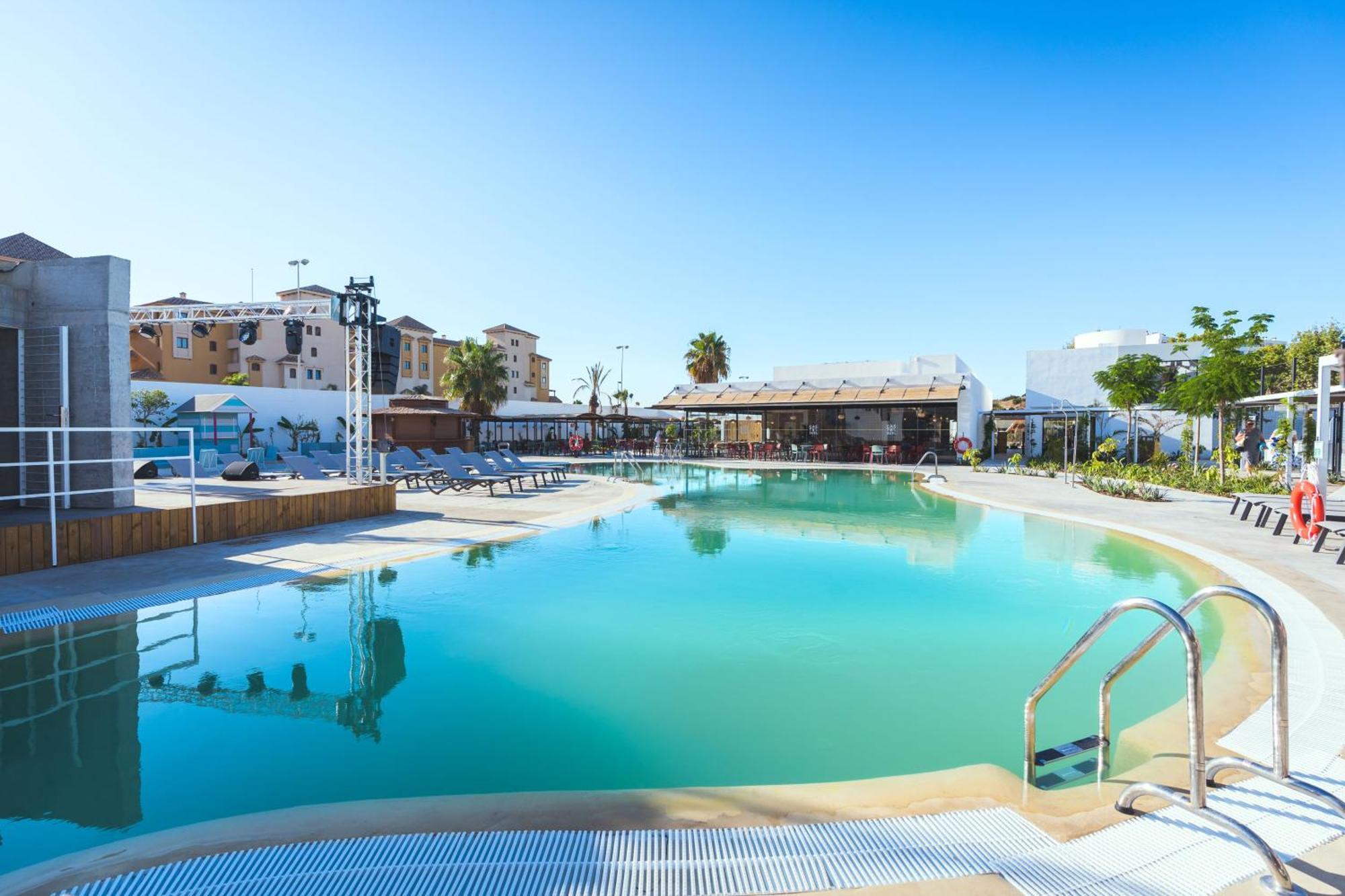 Costa Del Sol Glamping Village Fuengirola Exterior photo